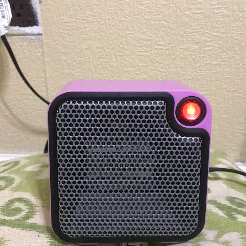 SMALL HEATER